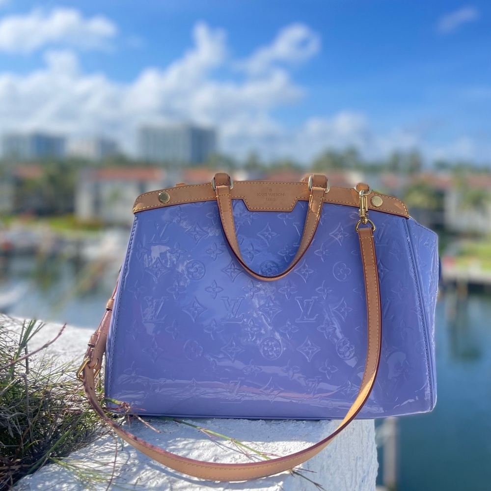Louis Vuitton Patent Leather Shoulder Bag/ Color:Blue/Purple/ Size: L13 H9.5 W5